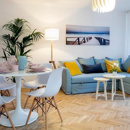 Cristine Apartment Varsovie Extérieur photo